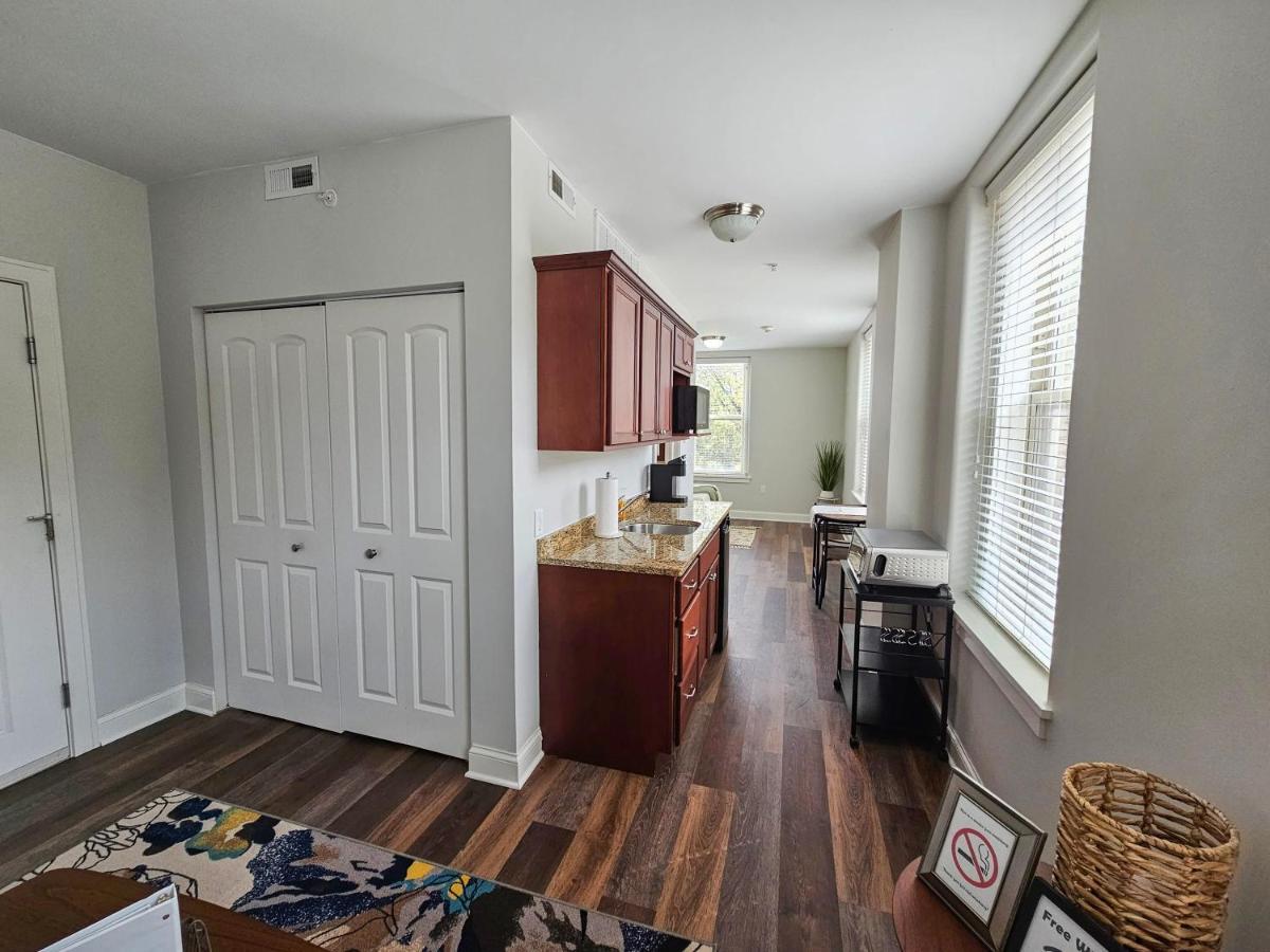 Gorgeous And Spacious Studio At The Historic Inman - 200 Champaign Extérieur photo