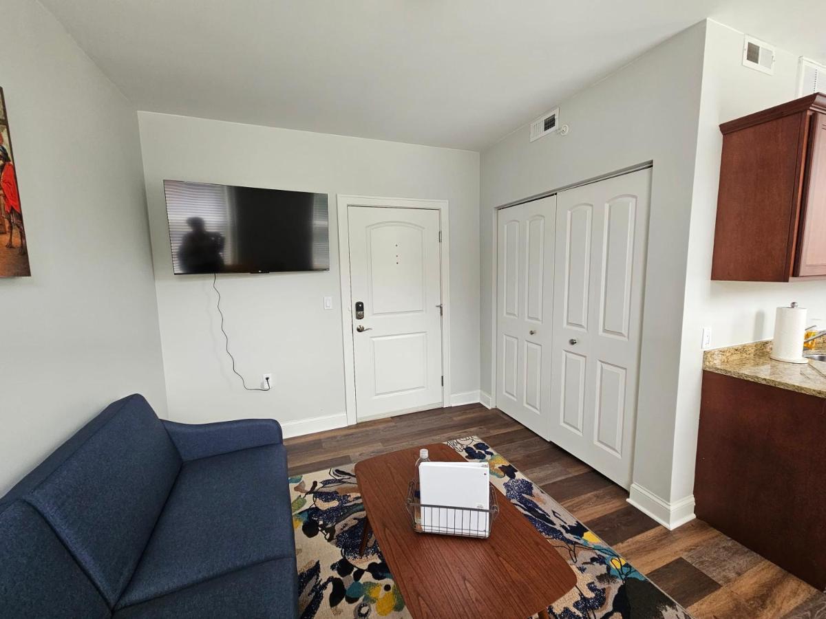 Gorgeous And Spacious Studio At The Historic Inman - 200 Champaign Extérieur photo